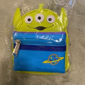 BNWT ALIEN LOUNGEFLY WRISTLET